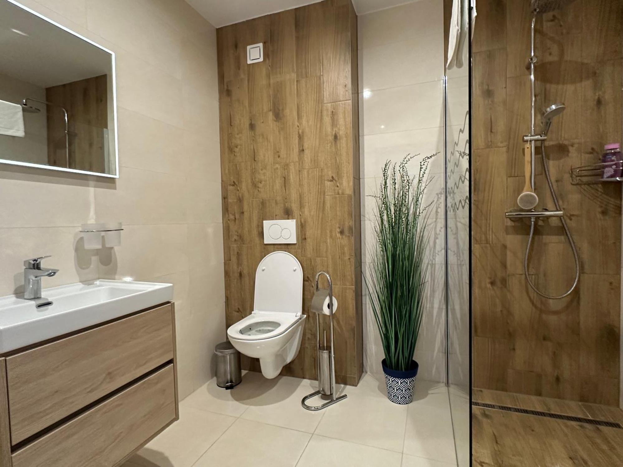 Vysoke Tatry - Isc Resort House For 13 People With 6 Extra Bed Poprad Exterior photo