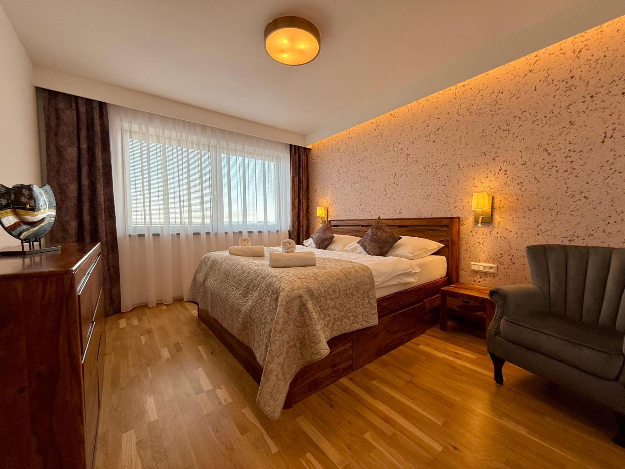 Vysoke Tatry - Isc Resort House For 13 People With 6 Extra Bed Poprad Exterior photo
